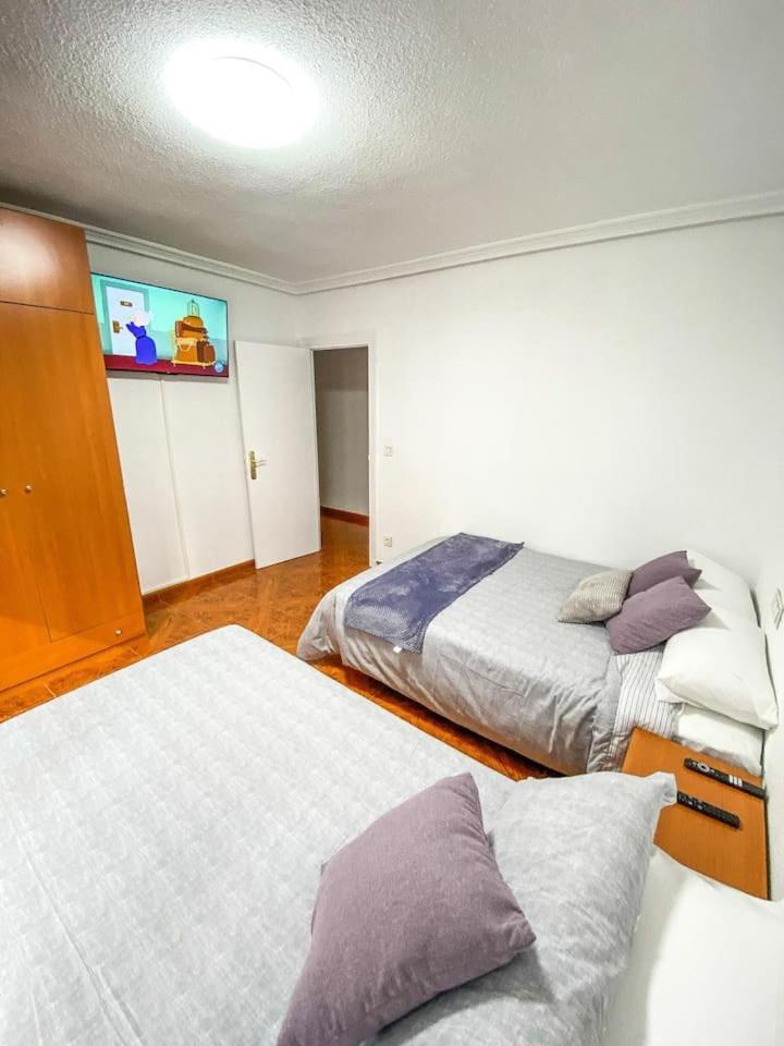 Residencial Leyra, Piso Centrico De 6 Habitaciones, 8 Camas ซาลามังกา ภายนอก รูปภาพ