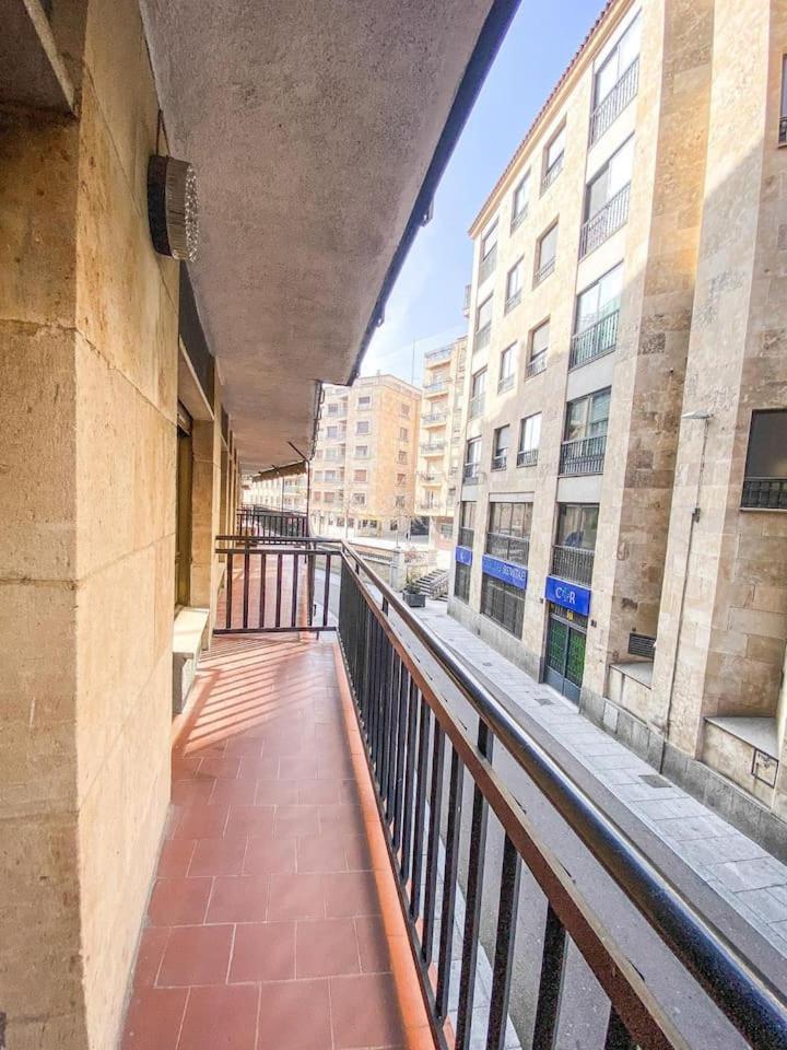 Residencial Leyra, Piso Centrico De 6 Habitaciones, 8 Camas ซาลามังกา ภายนอก รูปภาพ